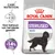 Royal Canin Sterilised Maxi hondenvoer, tekst: Voor behoud van het ideale gewicht, bewezen resultaten -14% minder calorieën, Care Nutrition, afbeelding van een hond op de verpakking. Royal Canin Sterilised Maxi hondenvoer, tekst: Voor behoud van het ideale gewicht, bewezen resultaten -14% minder calorieën, Care Nutrition, afbeelding van een hond op de verpakking.