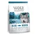 Wolf of Wilderness Blue River, 100% grain-free recipe, lots of fresh chicken meat & salmon, with fruits of the forest, roots and wild herbs, 1 kg. Tekst på engelsk og tysk.
