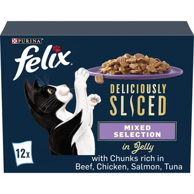 Deliciously Sliced mixed selection in jelly, 12 packs with chunks rich in beef, chicken, salmon and tuna. Product packaging shows food pieces on a plate.