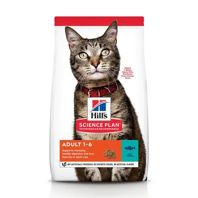 Упаковка корма для кошек Hill's Science Plan Adult 1-6 с тунцом. Видны надписи: Supports immunity, healthy digestion and lean muscles in adult cats. With tuna.