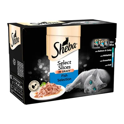 Embalagem Sheba Select Slices in Gravy Fish Selection, 12 x 85 g. Texto visível: with Salmon & Coley, with Whitefish, with Oceanfish, with Cod. Imagem de gato e prato com comida húmida.