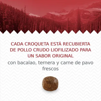 Cada croqueta está recubierta de pollo crudo liofilizado para un sabor original, con bacalao, ternera y carne de pavo frescos.