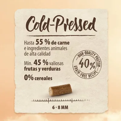 Cold-Pressed. Hasta 55 % de carne e ingredientes animales, mín. 45 % frutas y verduras, 0 % cereales. Sello: High-quality protein 40 %. Tamaño del pellet: 6–8 mm.