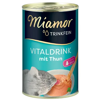 Miamor Trinkfein Vitaldrink with tuna, without milk. Image of a cat drinking from a bowl.