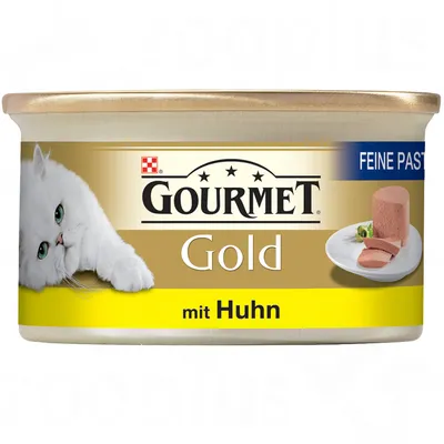 GOURMET Gold mit Huhn, FEINE PASTETE. Blik kattenvoer met afbeelding van witte kat en plakjes paté op een bord.