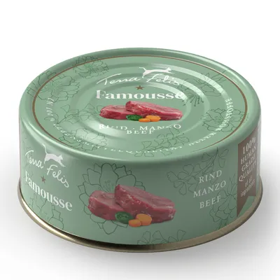 Terra Felis Famousse Nötkött Manzo Beef, 100 % livsmedelskvalitet, bild av köttbitar och grönsaker på burken. Terra Felis Famousse Nötkött Manzo Beef, 100 % livsmedelskvalitet, bild av köttbitar och grönsaker på burken.