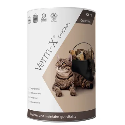 Boîte Verm-X Original CATS Crunchies, photo d’un chat tigré, mentions visibles : Tasty supplement, 100% natural herbs, Vet approved, Intestinal control, Restores and maintains gut vitality.