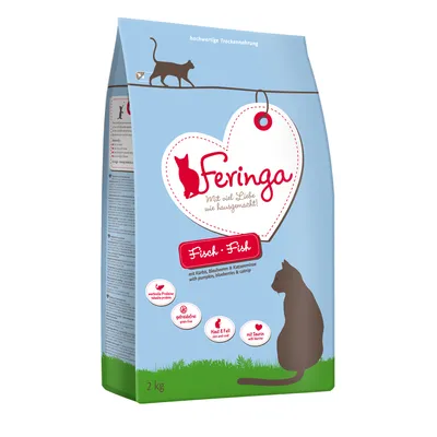 Опаковка Feringa суха храна за котки, Fish. Видими текстове: „Mit viel Liebe wie hausgemacht!“, „mit Kürbis, Blaubeeren & Katzenminze“. 2 кг.