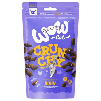 WOW Cat Crunchy Snack almohadillas crujientes con pollo, Made in Germany, naturalmente sabroso, 82 kcal por porción, envase violeta con motivo de gato.