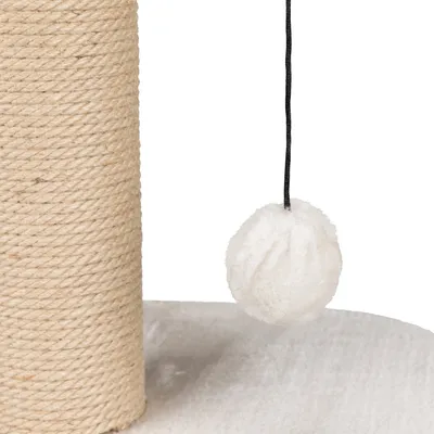 Krabpaal met met sisal omwikkelde paal en hangende witte pluchen bal aan zwart koord.