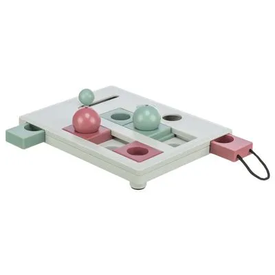 Interactief huisdierenspeelbord van plastic met roze en groene schuifjes, ronde bollen en uitsparingen. Twee lades aan de zijkanten, één met lus.