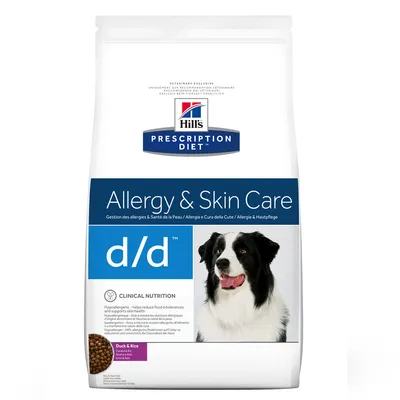 Hill's Prescription Diet Allergy & Skin Care d/d kutyatáp csomagolás, kék-fehér színben, kutya fotóval, Duck & Rice felirattal. Látható: Clinical Nutrition, hypoallergenic leírás angolul.