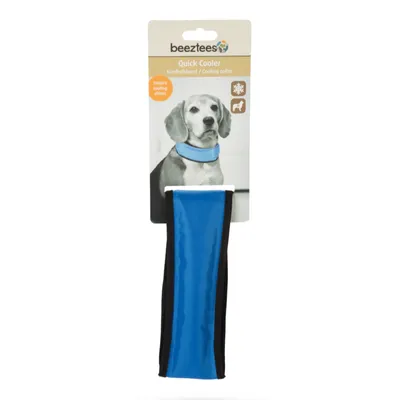 Beeztees Quick Cooler koelband met direct verkoelend effect, blauw, voor honden. Verpakking toont hond met halsband en symbolen voor koeling en hond.