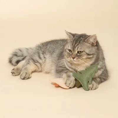 TIAKI елхичка и камбанка, комплект играчки за котки