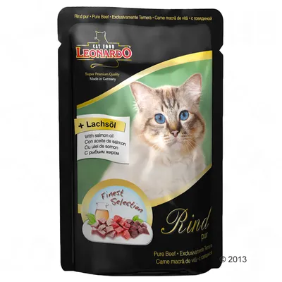 Leonardo Cat Food Rind pur, Super Premium Quality, Made in Germany, + Lachsöl (s uljem lososa), Finest Selection, Pure Beef. Slika mačke na pakiranju.
