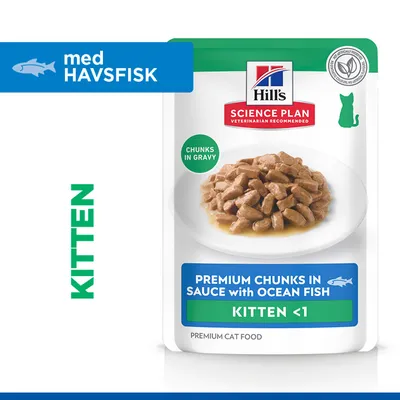 Hill's Science Plan Premiumbitar i sås med havsfisk, Kitten <1, bitar i sås, med havsfisk, Premium kattmat. Förpackning med bild av fodret.