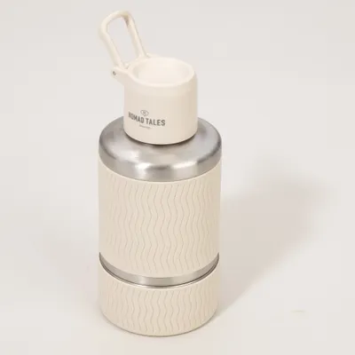 Nomad Tales Spirit 3-in-1 Reiseflasche aus Edelstahl - 800 ml + 2 x 200 ml Reisenapf Nomad Tales Spirit 3-in-1 Reiseflasche aus Edelstahl - 800 ml + 2 x 200 ml Reisenapf