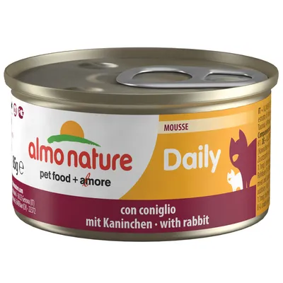 Konzerva Almo Nature Daily Mousse, pet food + amore, s textem con coniglio, mit Kaninchen, with rabbit. Objem 85 g.