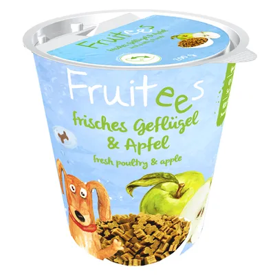 Fruitees frisk fjerkræ & æble, hundesnack i bægerpakning, 200g. Illustration med hund, æble og synlige snackstykker.