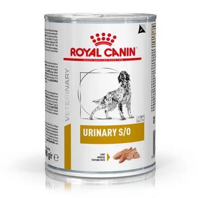 Консерва Royal Canin Urinary S/O за кучета, текстура пастет. Виден етикет с изображение на куче и надписи: VETERINARY, URINARY S/O, LOAF MOUSSE TEXTURA PATÉ.