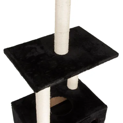 Arbre à chat avec poteaux en sisal clair et plateformes recouvertes de tissu noir, niche carrée visible en bas avec ouverture ronde.