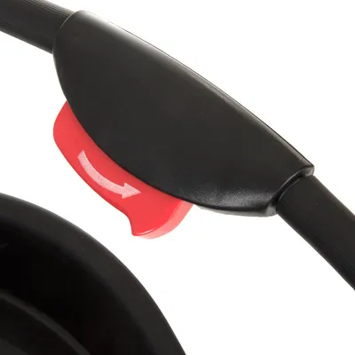 Bouton rouge avec flèche blanche sur poignée noire, indiquant une fonction de rotation ou d’ouverture. Matériaux visibles : plastique.