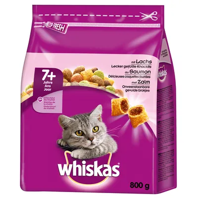 Whiskas tørfoder til katte fra 7 år, med laks, velsmagende fyldte Knackits, understøtter vitalitet, pakningsstørrelse 800 g.