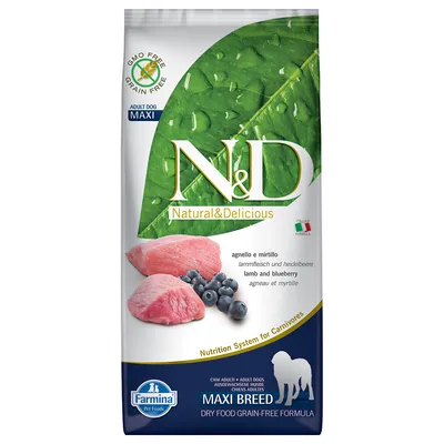 Ambalaj hrană uscată Farmina N&D Natural & Delicious Maxi Breed, agnello e mirtillo, imagine cu carne de miel și afine, text: GMO free, grain free, pentru câini adulți.