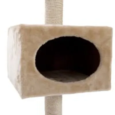 Beige kattehule i blødt stof med stor oval åbning, monteret på et sisalbeklædt kradsetræ. Ingen synlige mærker eller tekst.