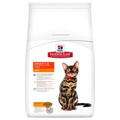 Hill's Science Plan Adult 1-6 Light para gatos, imagen de envase con gato y texto visible: menos calorías, alto contenido en fibra, sabor garantizado. Sabor pollo.