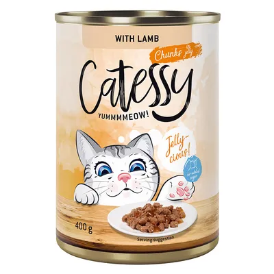 Catessy Chunks in Jelly mit Lamm, 400g. Jelly-cious! Keine Zuckerzusätze. Serviervorschlag: Fleischstücke auf Teller.