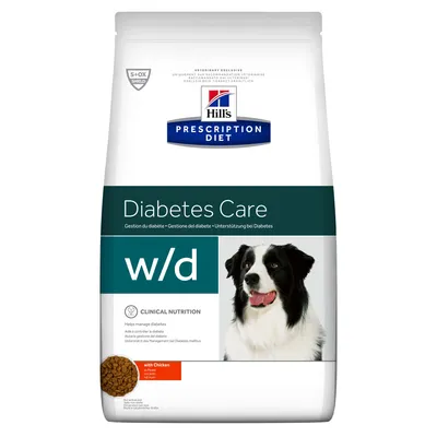 Bag labelled Diabetes Care w/d, clinical nutrition to help manage diabetes, with chicken. Prescription Diet branding and image of a black and white dog visible on the packaging.