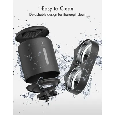Rozłożony dozownik PETLIBRO z dwoma metalowymi miskami, pokazany podczas mycia wodą. Widoczny napis: Easy to Clean, Detachable design for thorough clean (tekst w języku angielskim).
