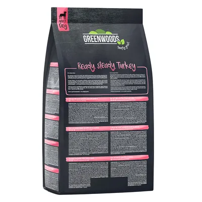 Sac de croquettes pour chien adulte Greenwoods Ready, steady, Turkey. Texte en anglais sur la composition et les conseils d’alimentation visible sur l’emballage.