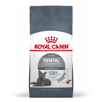 Royal Canin Care Dental kattefoder. Tekst: Helps reduce dental plaque formation, proven results, up to 59% reduced tartar formation in 28 days. Billede af grå kat på posen.