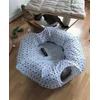 3 chats 1 donut