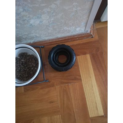 Fekete jutifalatos gumikarika