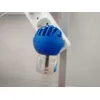 Puesto en una regleta para acercarlo a su casita