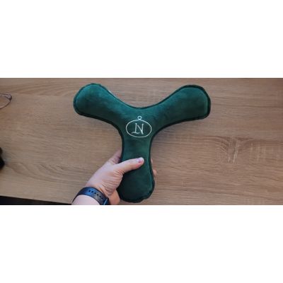 Flauschig leichter Boomerang