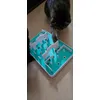 Katzen mit TIAKI Spielzeug