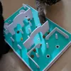 Katzen mit TIAKI Spielzeug