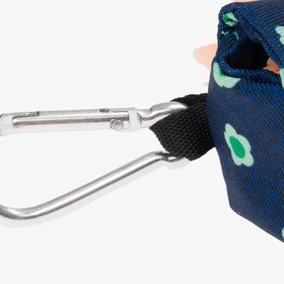 French Bandit - Pochette pour sacs à crottes denim bleu brut à fleurs.