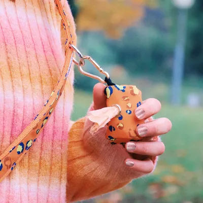 French Bandit - Pochette pour sacs à crottes léopard néon