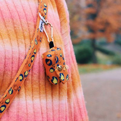 French Bandit - Pochette pour sacs à crottes léopard néon