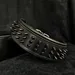 Schwarzer Riese Halsband