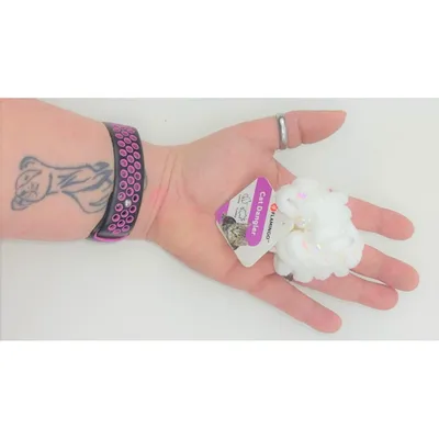 1 Balle NEVA blanche  ø 5.5 cm. jouet pour les chats