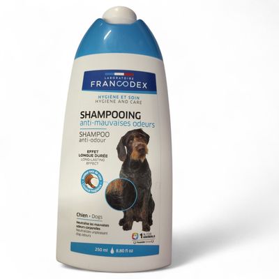 Shampooing 250 ml anti-mauvaises odeurs pour chien