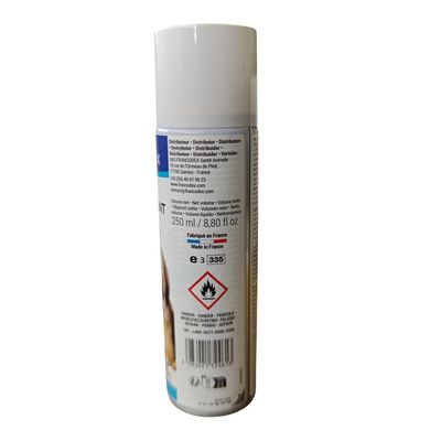 Spray Démêlant 250 ml à l'Huile de Jojoba Pour Chiens