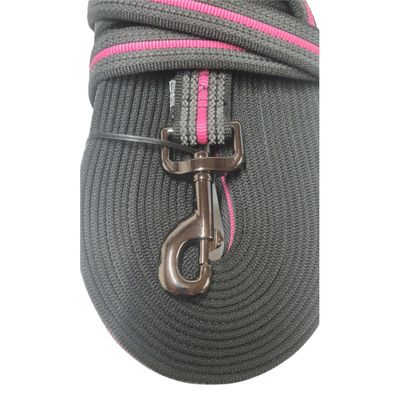 Laisse d'entraînement en nylon. 10 mètres x 25 mm.  rose. pour chien.
