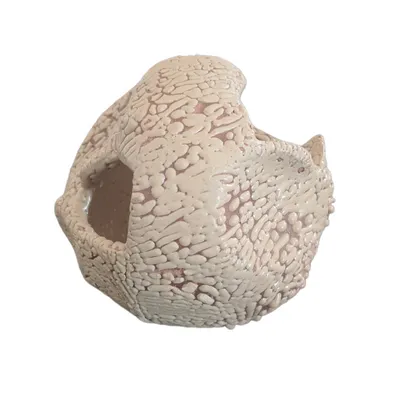 Décoration boulet  8 cm avec cachettes pour petit poisson